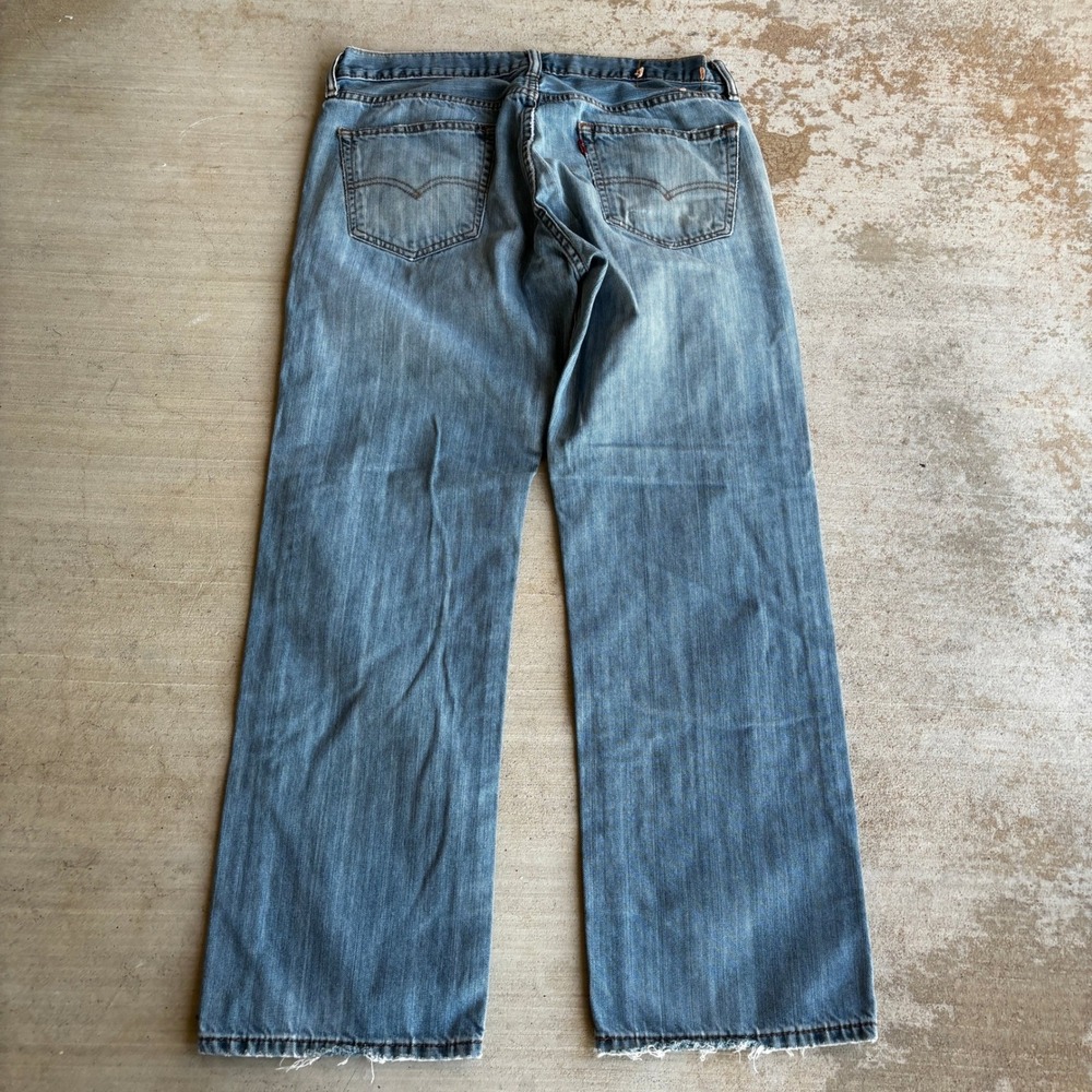 Levi 559 Relaxed Straight Leg Jeans Mens 34x30 Light Wash Distressed Denim Y2K